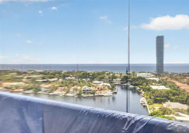 2nd image of 19667 Turnberry Way #19K, Aventura, FL 33180 | MLS# A12049429