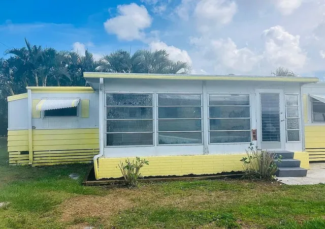 3rd image of 4054 Marigold Rd, Boynton Beach, FL 33436 | MLS# B26049841