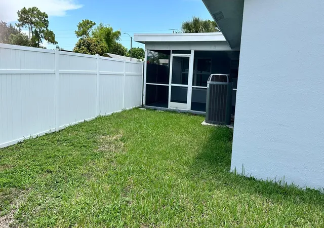 23rd image of 3261 Sw 4th St, Deerfield Beach, FL 33442 | MLS# B26049845