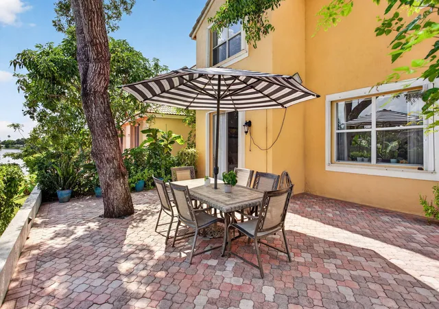 Homes for sale in Coral Springs, FL | 9736 Nw 1St Manor, Coral Springs, FL 33071 | MLS# B26049880