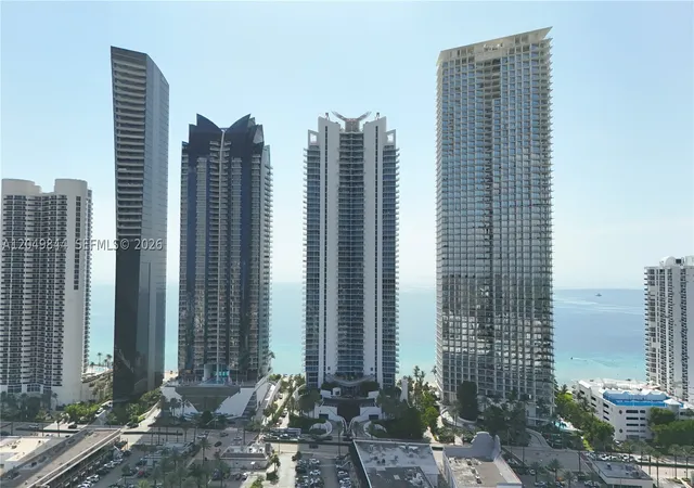 Listing Photo 5 - Condo for sale in building located at 17001 Collins Ave, Sunny Isles Beach, FL 33160 - Unit #1401
