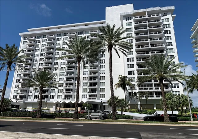 Photo 4 of Condo for sale at 5700 Collins Ave #12N, Miami Beach, FL 33140 | MLS# A12040675 | Listing updated on 2026-07-08