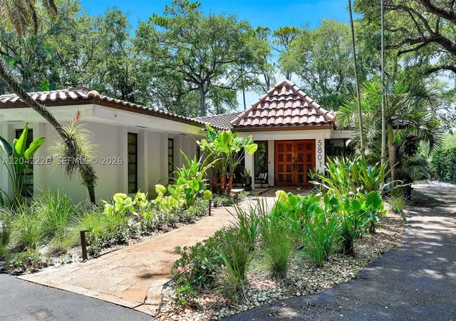 Photo 1 of Single family home for sale at 5801 Sw 37th Ter, Fort Lauderdale, FL 33312 | MLS# A12042226 | Listing updated on 2026-07-09