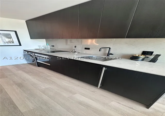 Homes for sale in Miami, FL | 20 Ne 11 Street #2212A, Miami, FL 33132 | MLS# A12050300