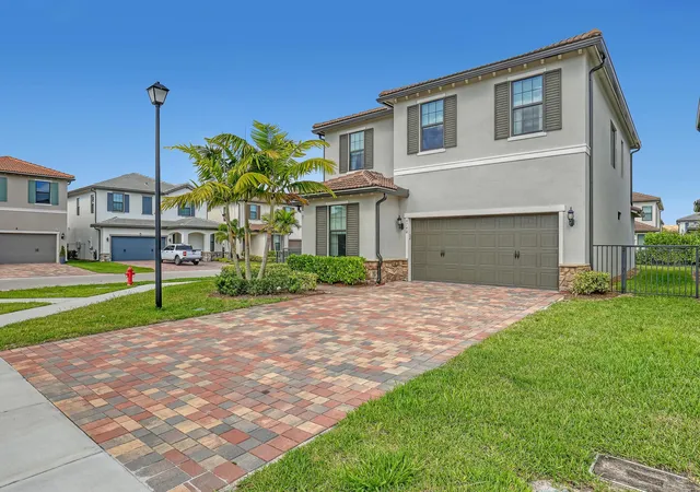 2nd image of 4740 Chantilly, Lake Worth, FL 33467 | MLS# B26050206