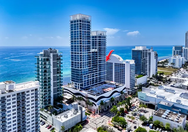 Homes for sale in Miami Beach, FL | 6899 Collins Avenue, Miami Beach, FL 33141 | Houzeo