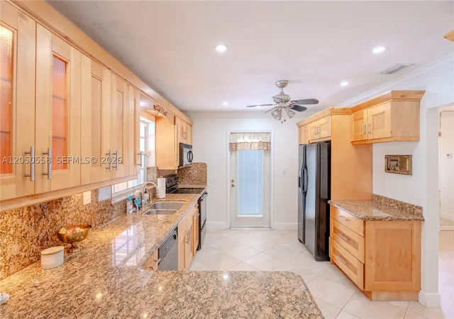 Photo 3 of Single family home for sale at 2431 Sw 124th Ave, Miami, FL 33175 | MLS# A12050558 | Listing updated on 2026-08-21