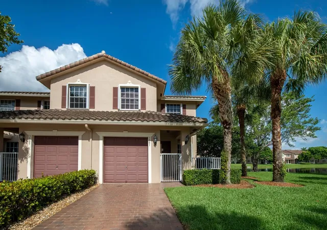 1st image of 3501 Lakeside Dr, Davie, FL 33328 | MLS# B26050264