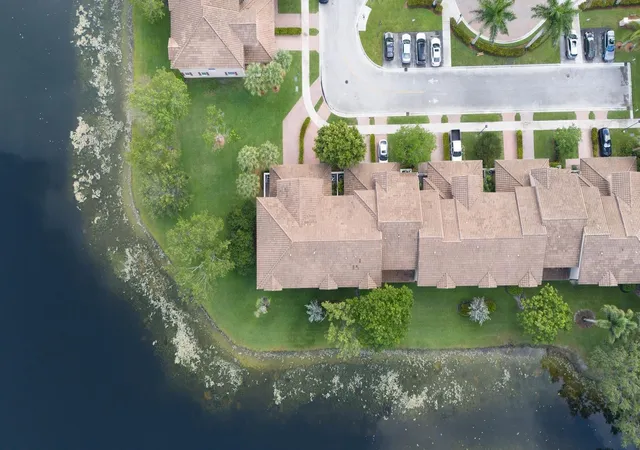50th image of 3501 Lakeside Dr, Davie, FL 33328 | MLS# B26050264