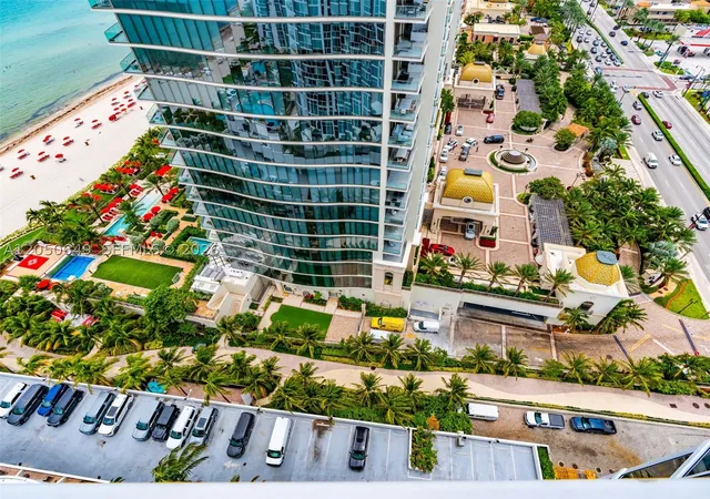 Photo 4 of Condo for sale at 18001 Collins Ave #1814, Sunny Isles Beach, FL 33160 | MLS# A12050649 | Listing updated on 2026-08-21