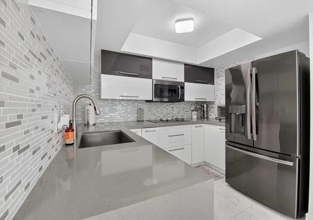 4th image of 4310 Village Dr #D, Delray Beach, FL 33445 | MLS# B26050341