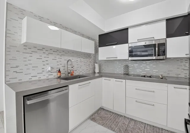 5th image of 4310 Village Dr #D, Delray Beach, FL 33445 | MLS# B26050341
