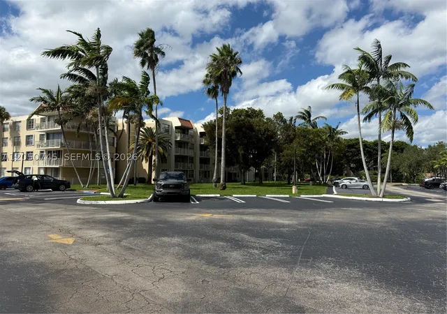 2nd image of 13100 Sw 92nd Ave #A-PH7, Miami, FL 33176 | MLS# A12050745