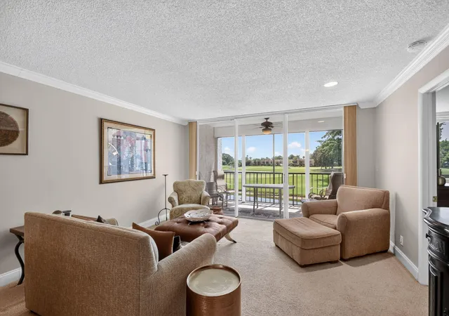 Homes for sale in Lake Worth, FL | 4539 Luxemburg Ct #205, Lake Worth, FL 33467 | MLS# B26050397