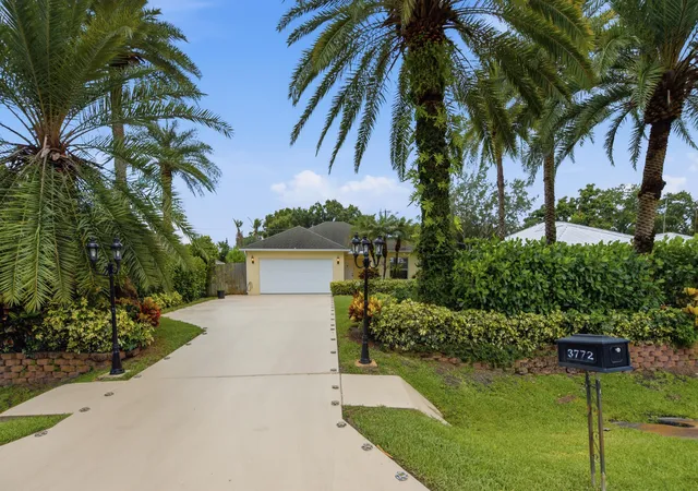 34th image of 3772 Se Upper St, Stuart, FL 34997 | MLS# B26050403