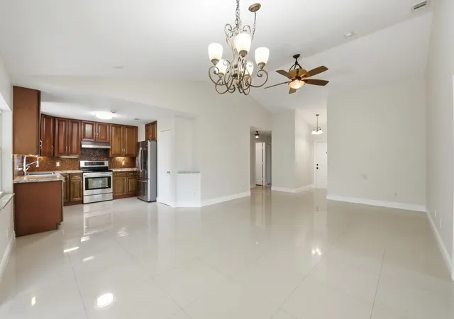 5th image of 3772 Se Upper St, Stuart, FL 34997 | MLS# B26050403