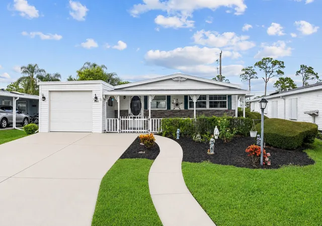 Homes for sale in Port St Lucie, FL | 8400 Gallberry Cir, Port St Lucie, FL 34952 | MLS# B26050442