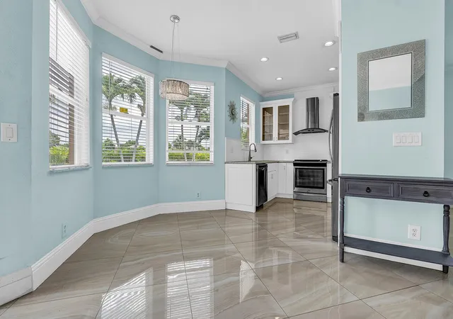 Homes for sale in Lake Worth, FL | 10287 Olde Clydesdale Cir, Lake Worth, FL 33449 | MLS# B26050450