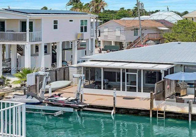 4th image of 425 89Th Street Ocean, Marathon, FL 33050 | MLS# A12050864