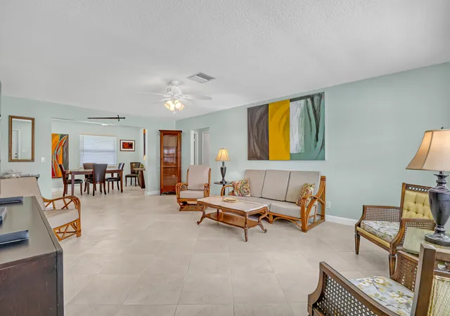 Homes for sale in Boynton Beach, FL | 1101 Sw 15Th St, Boynton Beach, FL 33426 | MLS# B26050459