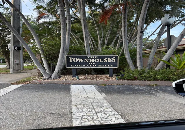 Homes for sale in Hollywood, FL | 802 Saint Andrews Rd #15, Hollywood, FL 33021 | MLS# B26050491