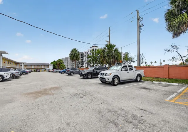 32nd image of 1505 Crescent Cir #B24, Lake Park, FL 33403 | MLS# B26050500