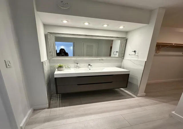 5th image of 800 West Ave #637, Miami Beach, FL 33139 | MLS# B26050501