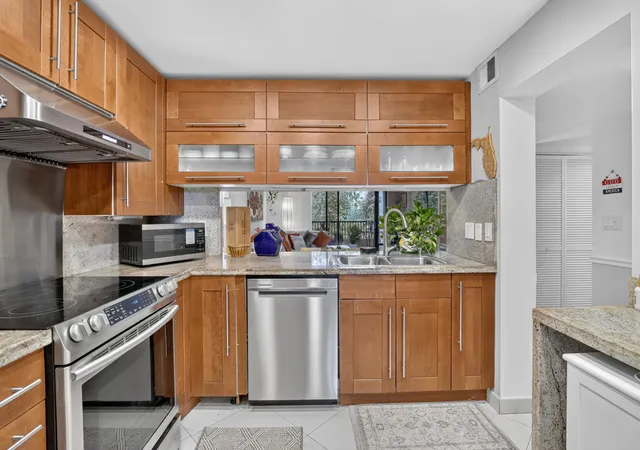 Homes for sale in Plantation, FL | 7500 Nw 1St Ct #302-3, Plantation, FL 33317 | MLS# B26050515