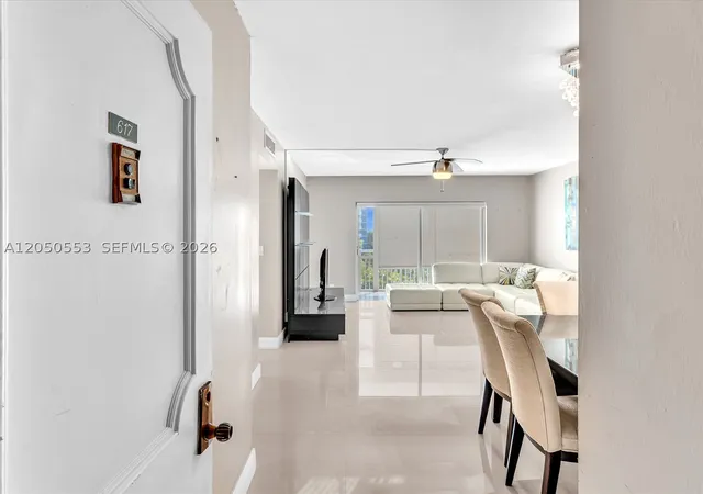 3rd image of 4400 Hillcrest Dr #617B, Hollywood, FL 33021 | MLS# A12050553