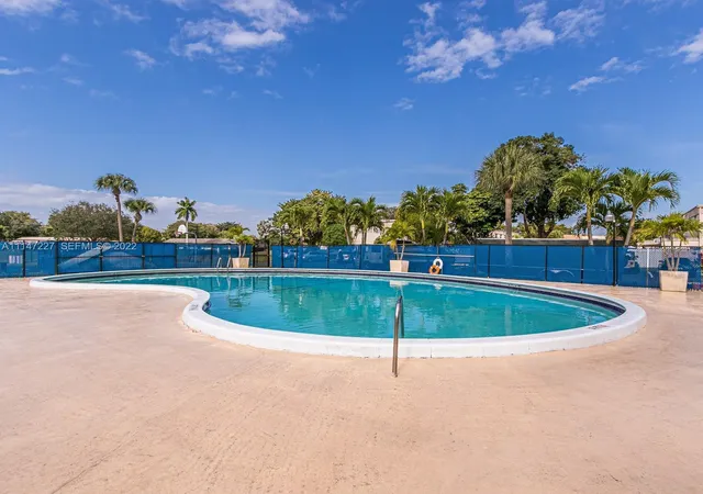 Homes for sale in Margate, FL | 8090 Nw 12Th St #D, Margate, FL 33063 | MLS# B26050549