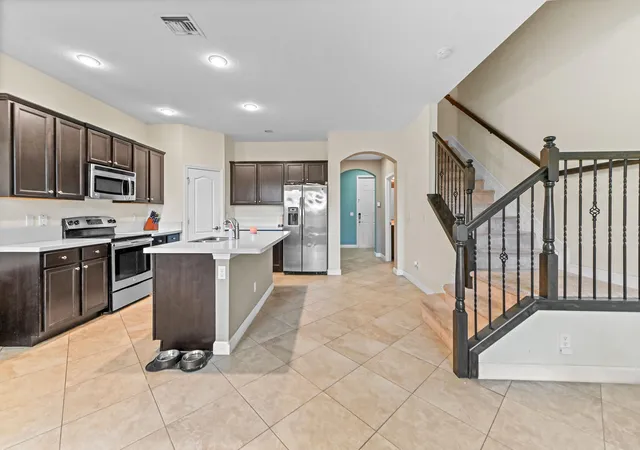 5th image of 5053 Ellery Ter, West Palm Beach, FL 33417 | MLS# B26050550