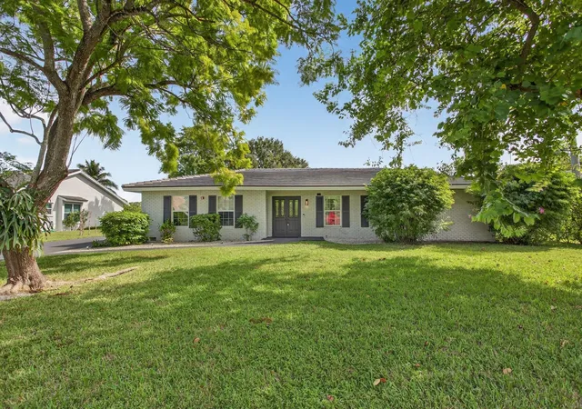 Homes for sale in Coral Springs, FL | 2421 Nw 114Th Ave, Coral Springs, FL 33065 | MLS# B26050569