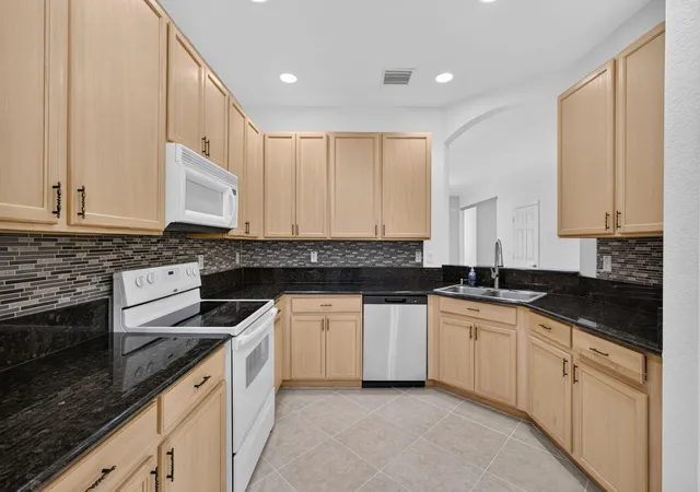 3rd image of 4991 Bonsai Cir, Palm Beach Gardens, FL 33418