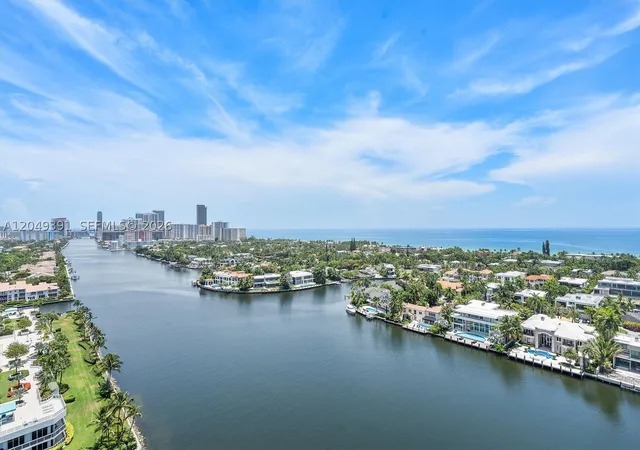 2nd image of 20515 E Country Club Dr #2044, Aventura, FL 33180 | MLS# A12049391