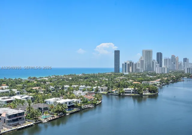 5th image of 20515 E Country Club Dr #2044, Aventura, FL 33180 | MLS# A12049391