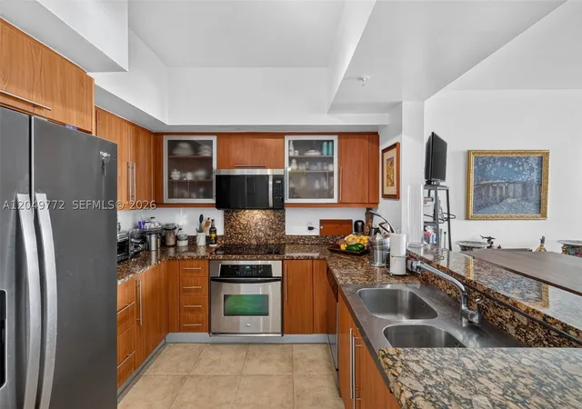 3rd image of 888 Douglas, Coral Gables, FL 33134