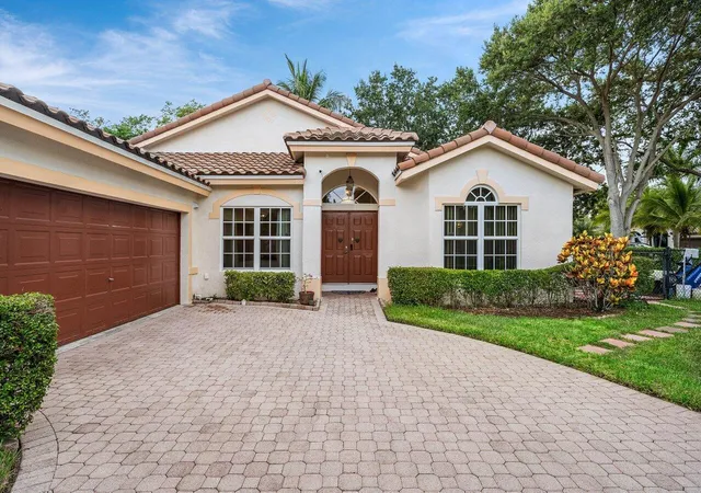 3rd image of 5563 Nw 41St Ave, Coconut Creek, FL 33073 | MLS# B26050658