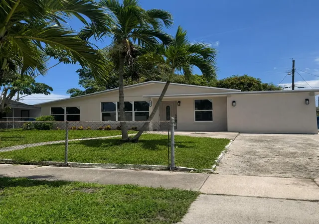 2nd image of 1321 W 3rd St, Riviera Beach, FL 33404 | MLS# B26050655