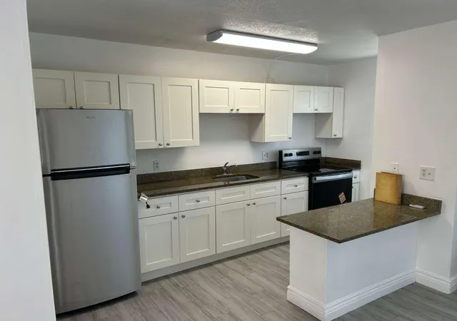 5th image of 1081 Se Monterey Rd, Stuart, FL 34994