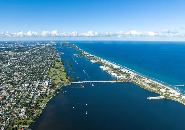 Homes for sale in ,, FL | 1309 Lucerne Ave, ,, FL 33460 | MLS# B26050711