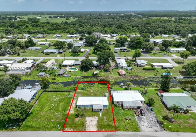 20th image of 3707 Se 27th St, Okeechobee, FL 34974 | MLS# A12051283