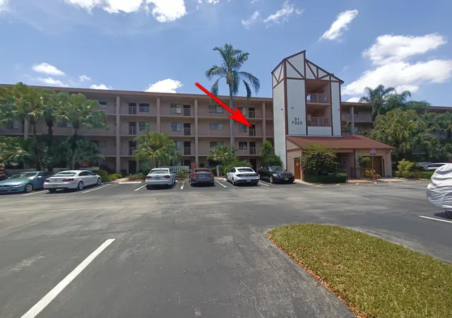 Homes for sale in Delray Beach, FL | 7320 Amberly Ln #305, Delray Beach, FL 33446 | MLS# B26050775