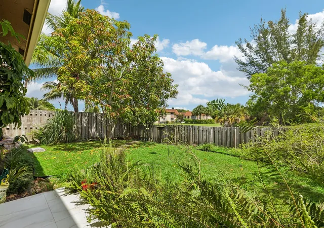 5th image of 2656 Riverside Dr #2656, Coral Springs, FL 33065 | MLS# B26050822
