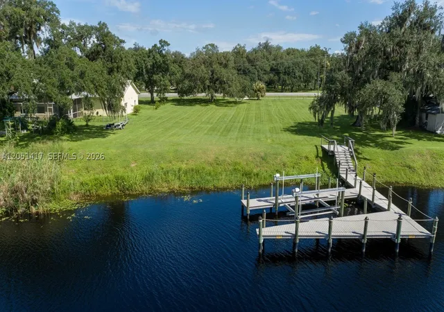 2nd image of 395 Old County Road 78, La Belle, FL 33935 | MLS# A12051417
