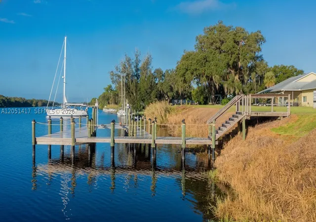4th image of 395 Old County Road 78, La Belle, FL 33935 | MLS# A12051417