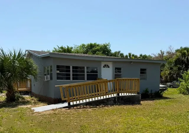 Homes for sale in Vero Beach, FL | 4250 29th Ave, Vero Beach, FL 32967 | MLS# B26050819