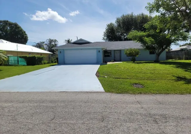 Homes for sale in Port St Lucie, FL | 1841 Se Camden St, Port St Lucie, FL 34952 | MLS# B26050857