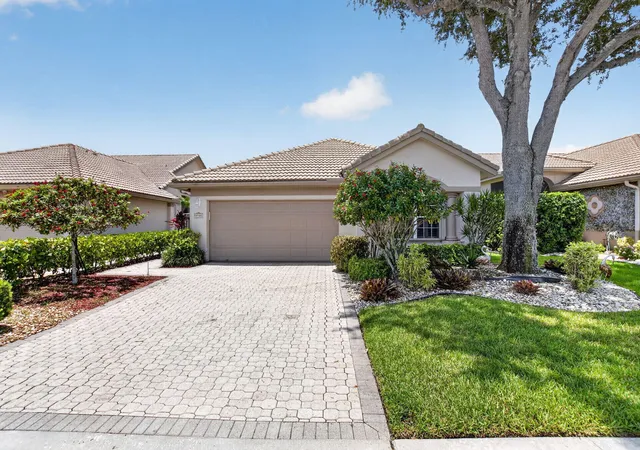 Homes for sale in Boynton Beach, FL | 8908 Shoal Creek Ln, Boynton Beach, FL 33472 | MLS# B26050848