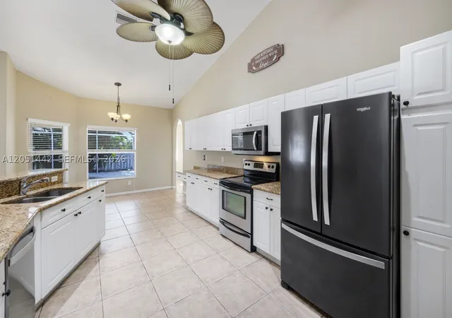 Homes for sale in Cape Coral, FL | 1121 Nw 27Th Avenue, Cape Coral, FL 33993 | MLS# A12051442