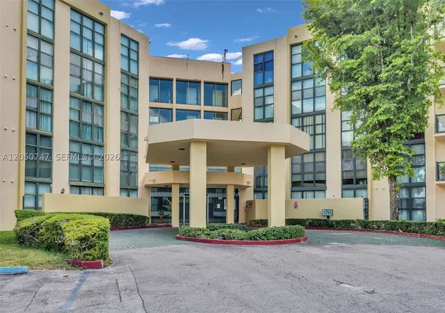 Homes for sale in Miami, FL | 11780 Sw 18th St #226-2, Miami, FL 33175 | MLS# A12050747